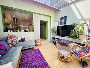 Sunroom - click for photo gallery